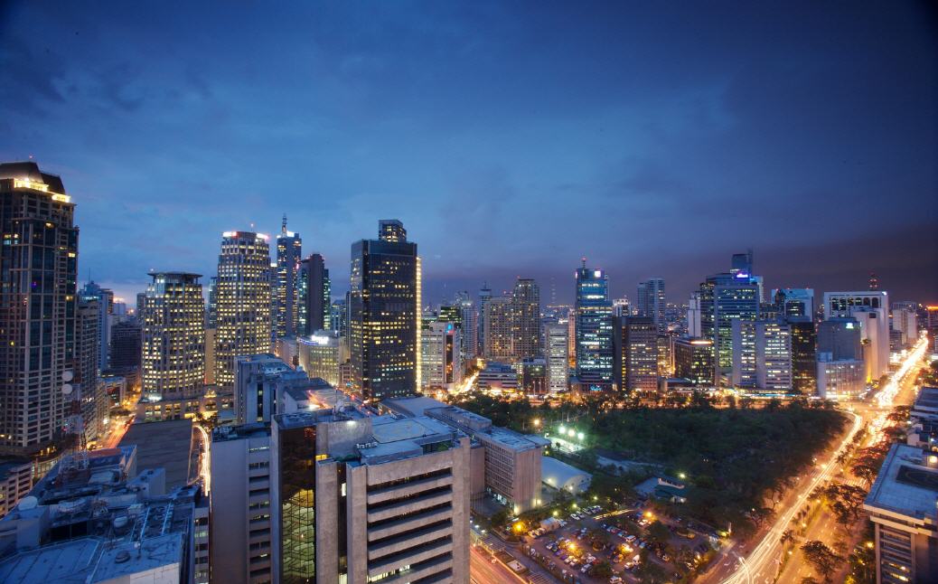 Manila: Skyline bei Nacht